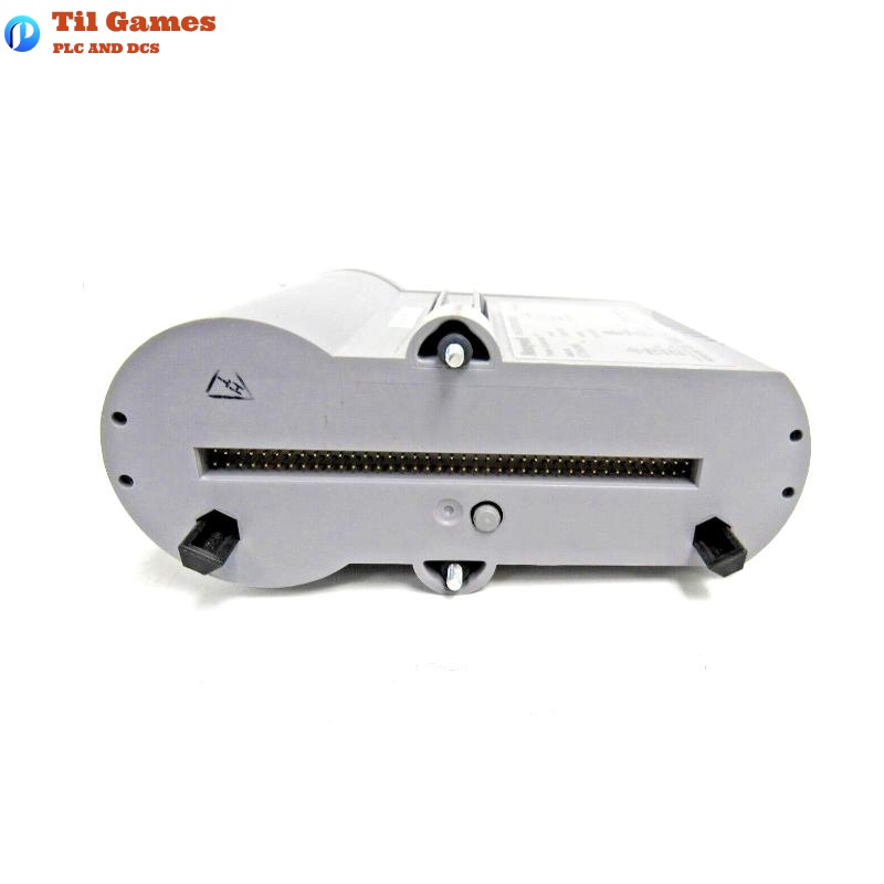 Honeywell CC-PAON01 51410070-175 Series-C Analog Output Module