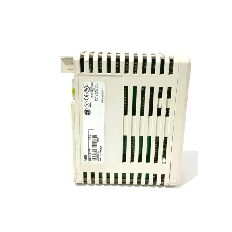 ABB DI831 3BSE013212R1 S800 I/O Systems Digital Input Module