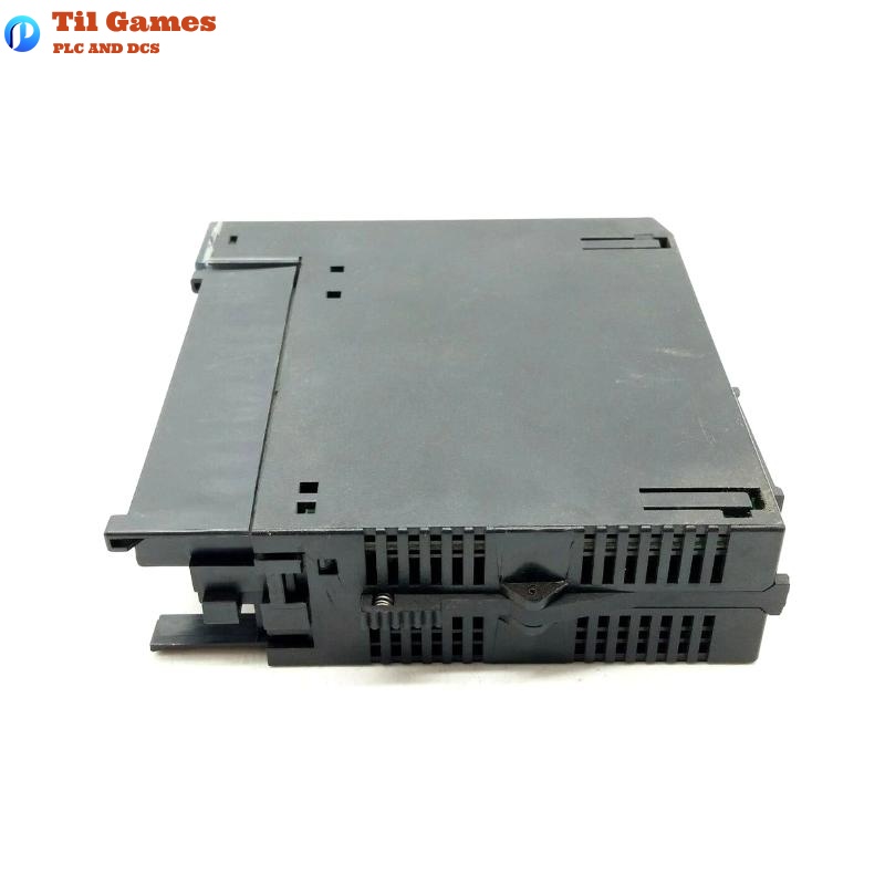 GE IC693MDL742 Series 90-30 DC Voltage Output Module