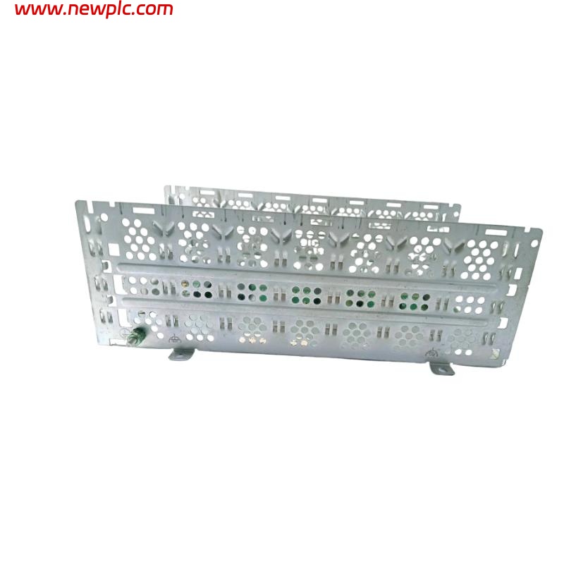 Honeywell TC-FXX072 S97753402 7-Slot Rack Chassis