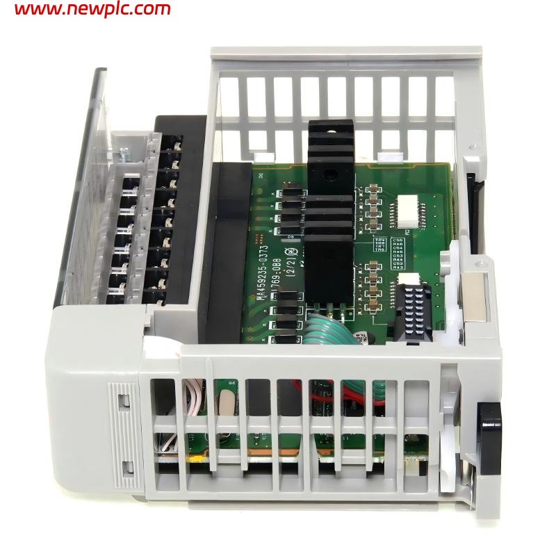 Allen Bradley 1769-OB8 Digital DC output module