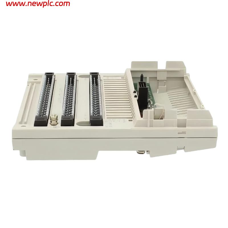 Schneider 170AD035000 Discrete Output Base Module Schneider 170AD035000 Discrete Output Base Module