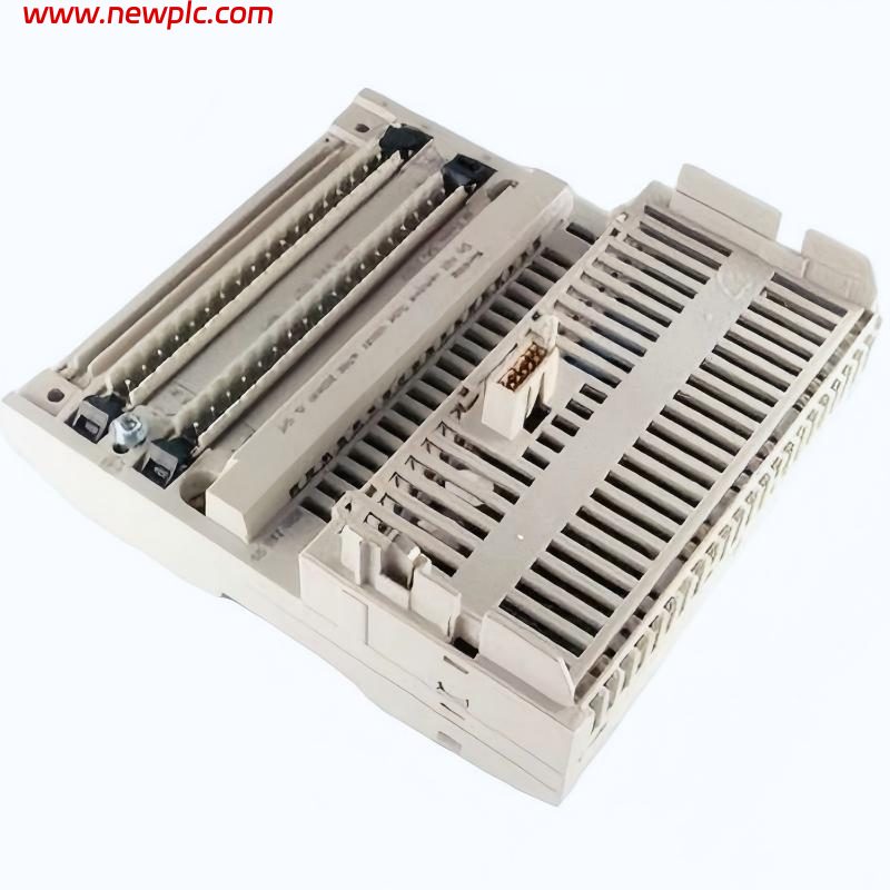Schneider 170ADM35011 Discrete Solid-State I/O Module