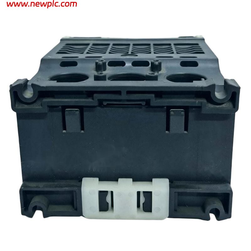 Schneider LTMR08PFM Motor Management Controller Schneider LTMR08PFM Motor Management Controller